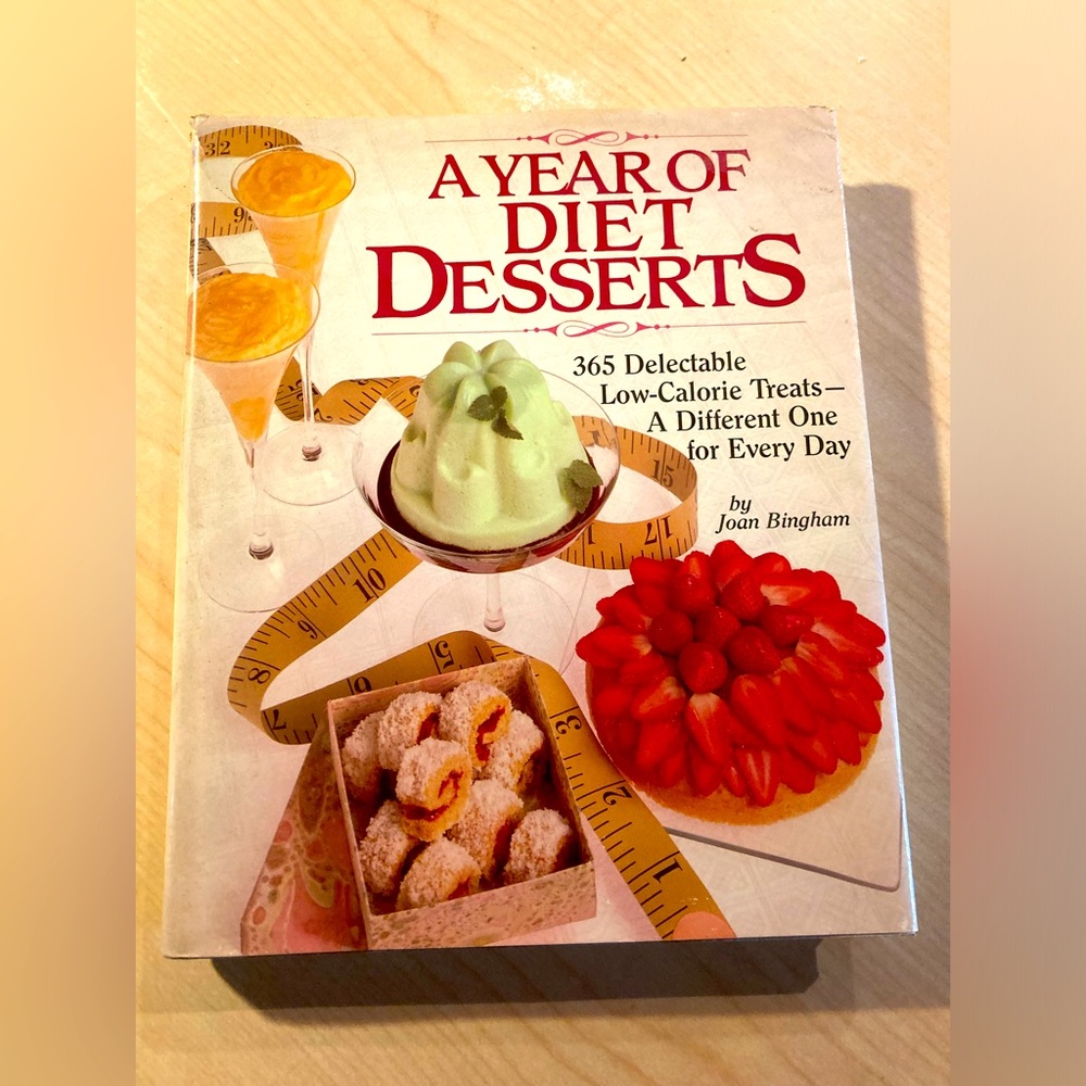 A Year of Diet Desserts Book